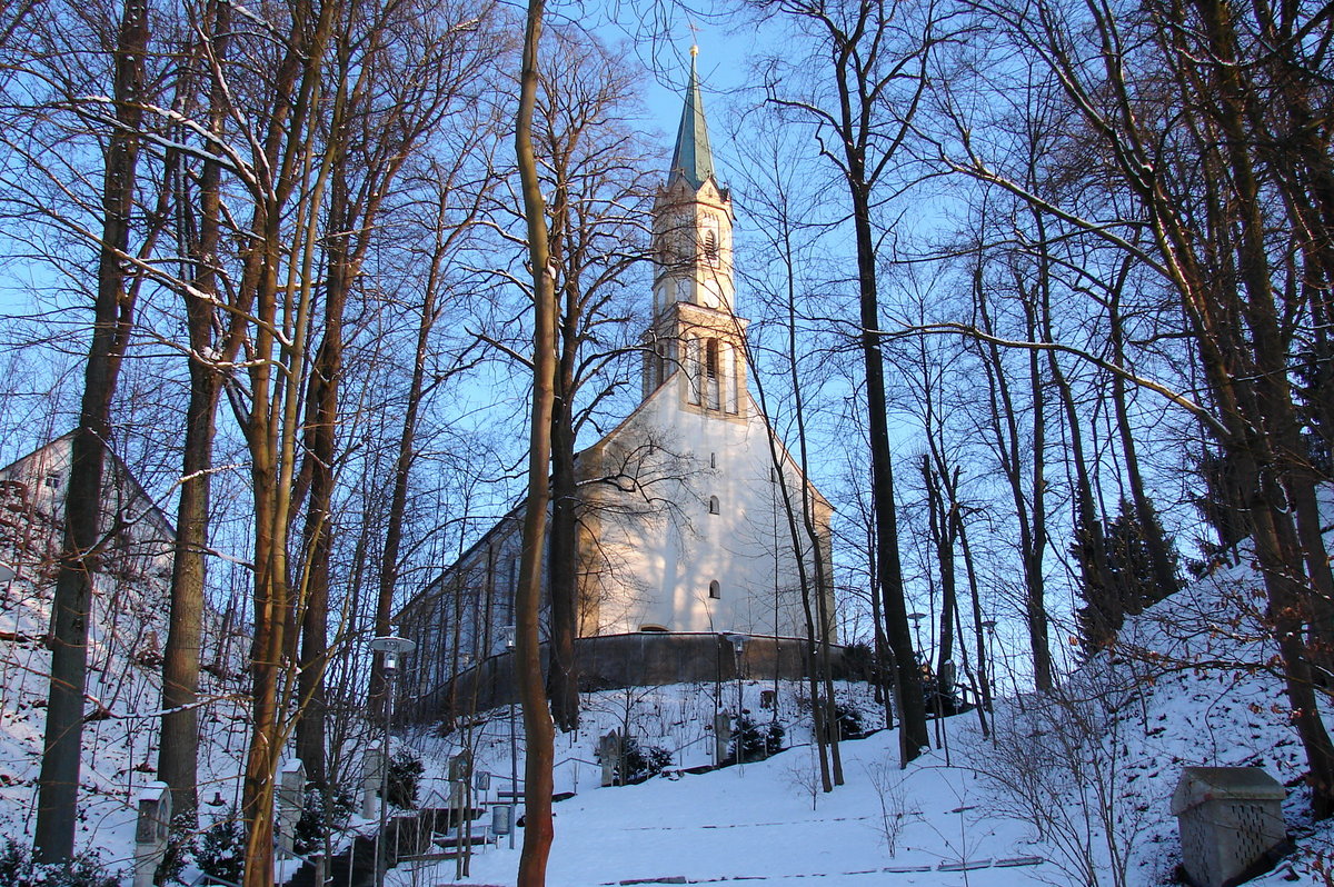 Die Salvatorkirche auf dem Salvatorberg in Mainburg (04.02.2015)