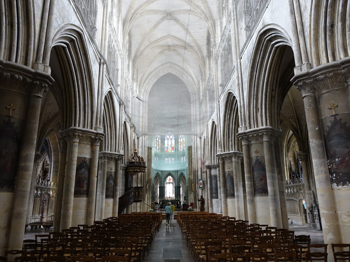 Dieppe, Innenraum der St. Jacques Kirche (12.07.2015)