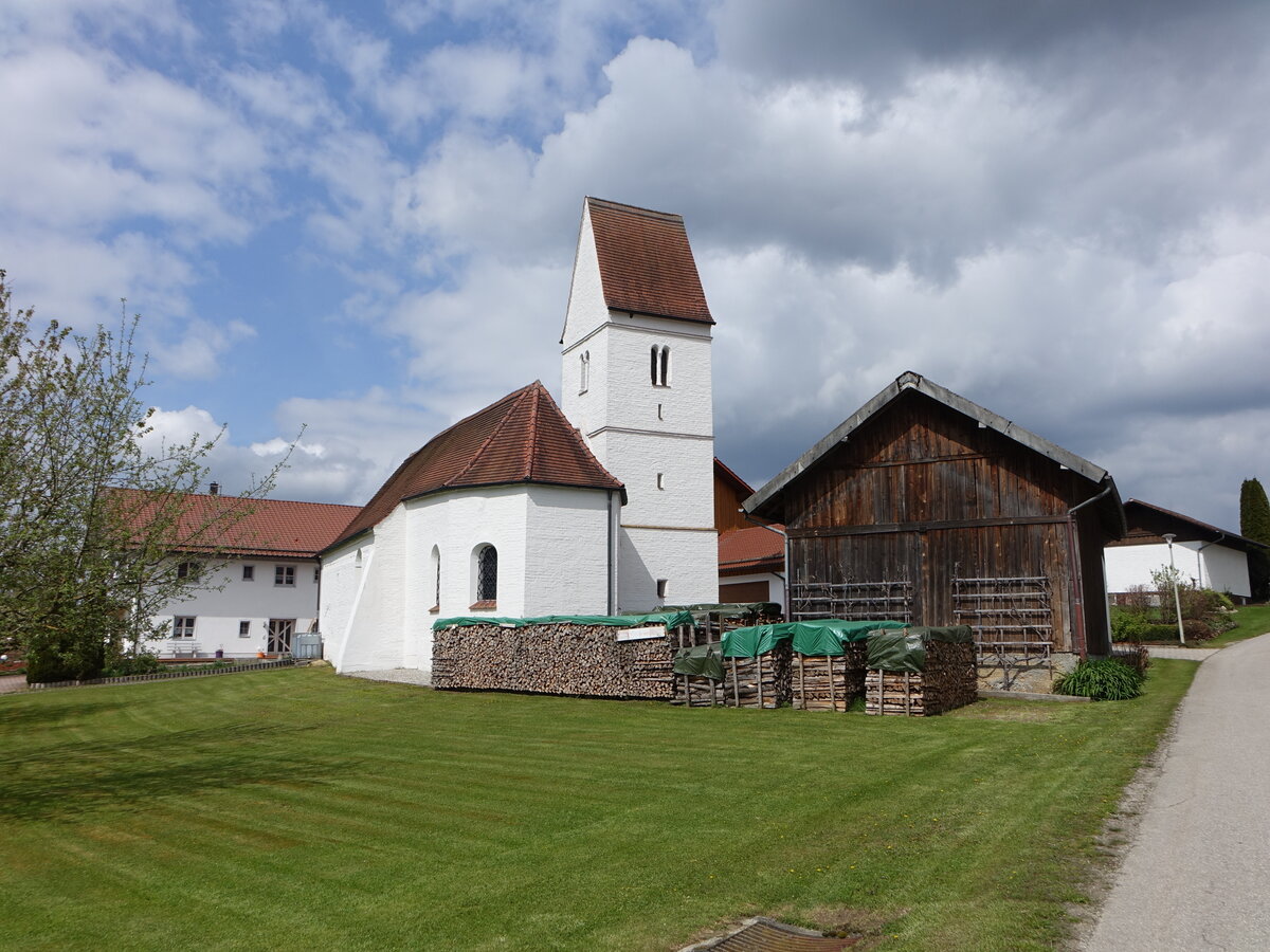 Dietring, Pfarrkirche Maria Opferung, sptgotische Saalkirche, erbaut im 15. Jahrhundert (23.04.2017)