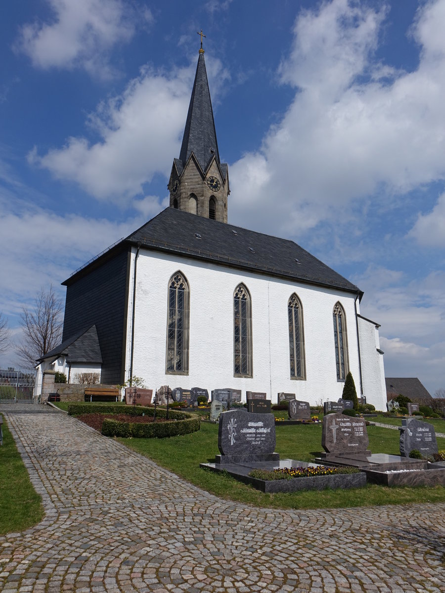 Dbra, Evangelisch-lutherische Pfarrkirche St. Bartholomus, neugotische Saalkirche mit Turm, erbaut von 1873 bis 1875 (14.04.2017)