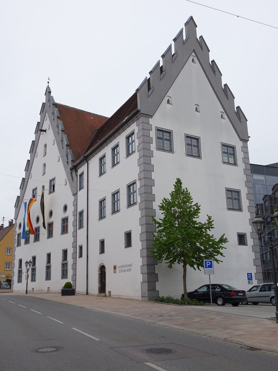 Donauwrth, Landratsamt im ehem. Fuggerhaus (01.05.2016)