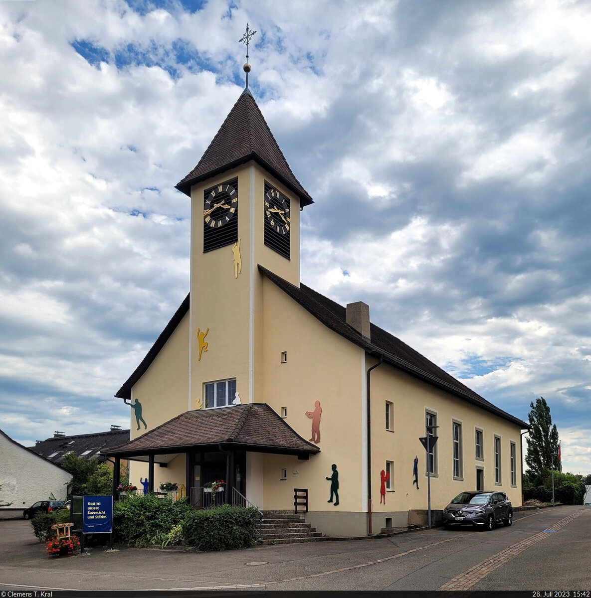 Dorfkirche (oder Kreuzkirche) von Bsingen am Hochrhein, entstanden 1835.

🕓 28.7.2023 | 15:42 Uhr