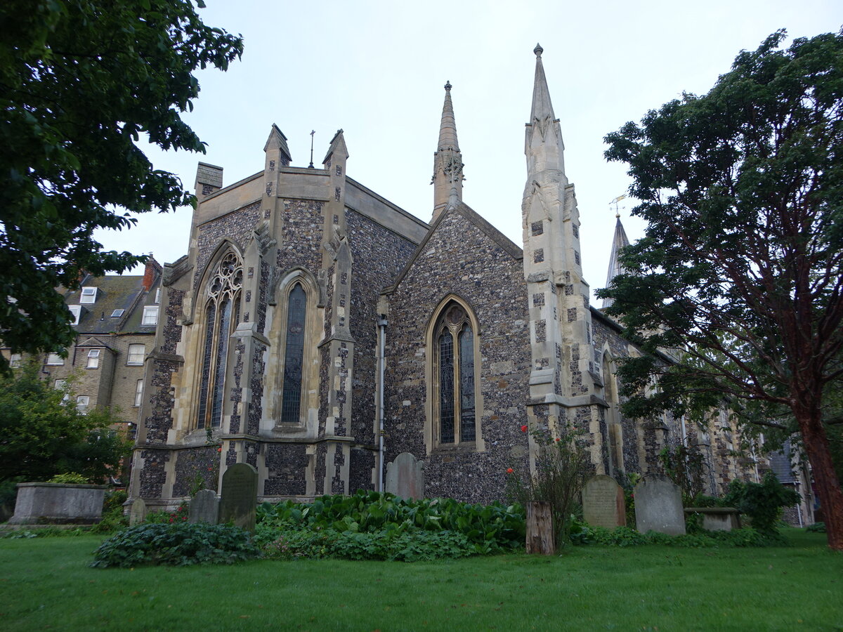 Dover, Pfarrkirche St. Mary the Virgin, erbaut im 12. Jahrhundert, Umbau von 1843 bis 1844 durch die Architekten Buckler (02.09.2023)