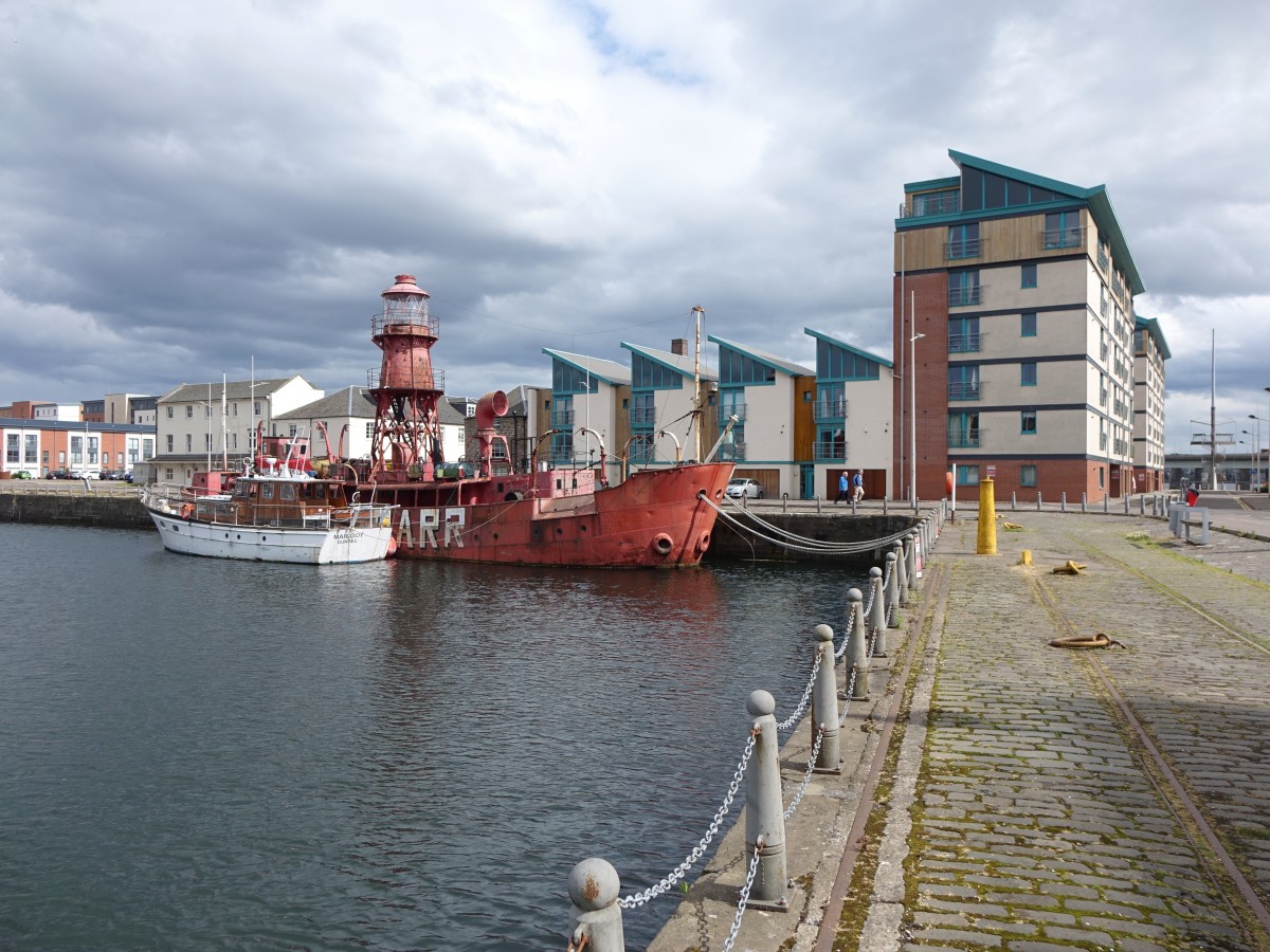 Dundee Waterfront mit South Victoria Dock (08.07.2015)