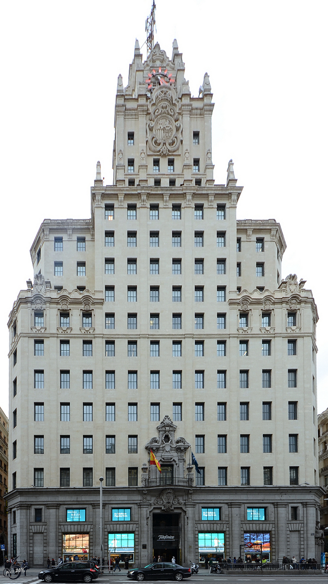 Edificio Telefnica an der Gran Via in Madrid. (Februar 2011)