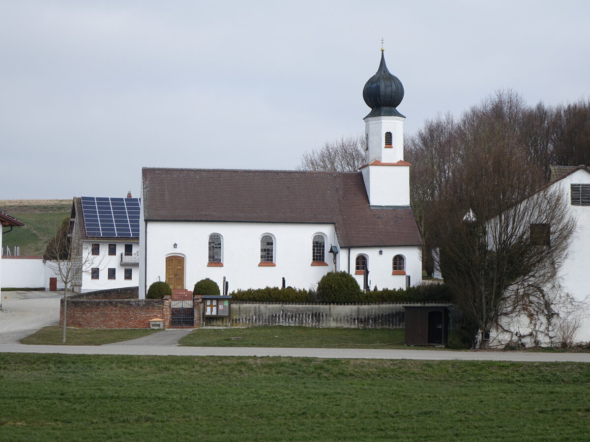 Eggersdorf, Pfarrkirche St. Johann Baptist, Saalbau mit Chorturm, im Kern romanisch, Ausbau sptgotisch und barock (20.03.2016)