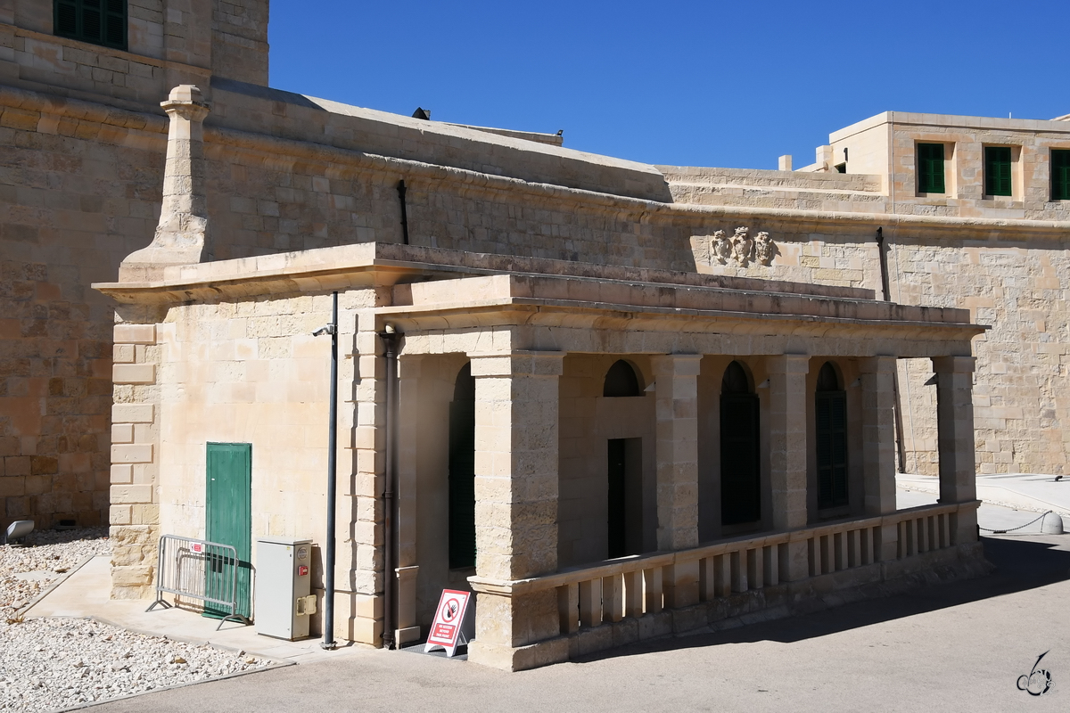 Ein Gebude im Innern von Fort Elmo. (Valletta, Oktober 2017)