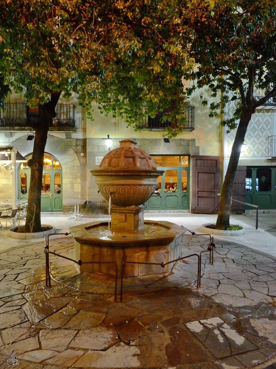 Ein kleiner Brunnen im Spanischen Dorf (Poble Espanyol), einem Freilichtmuseum in Barcelona. (Februar 2013)