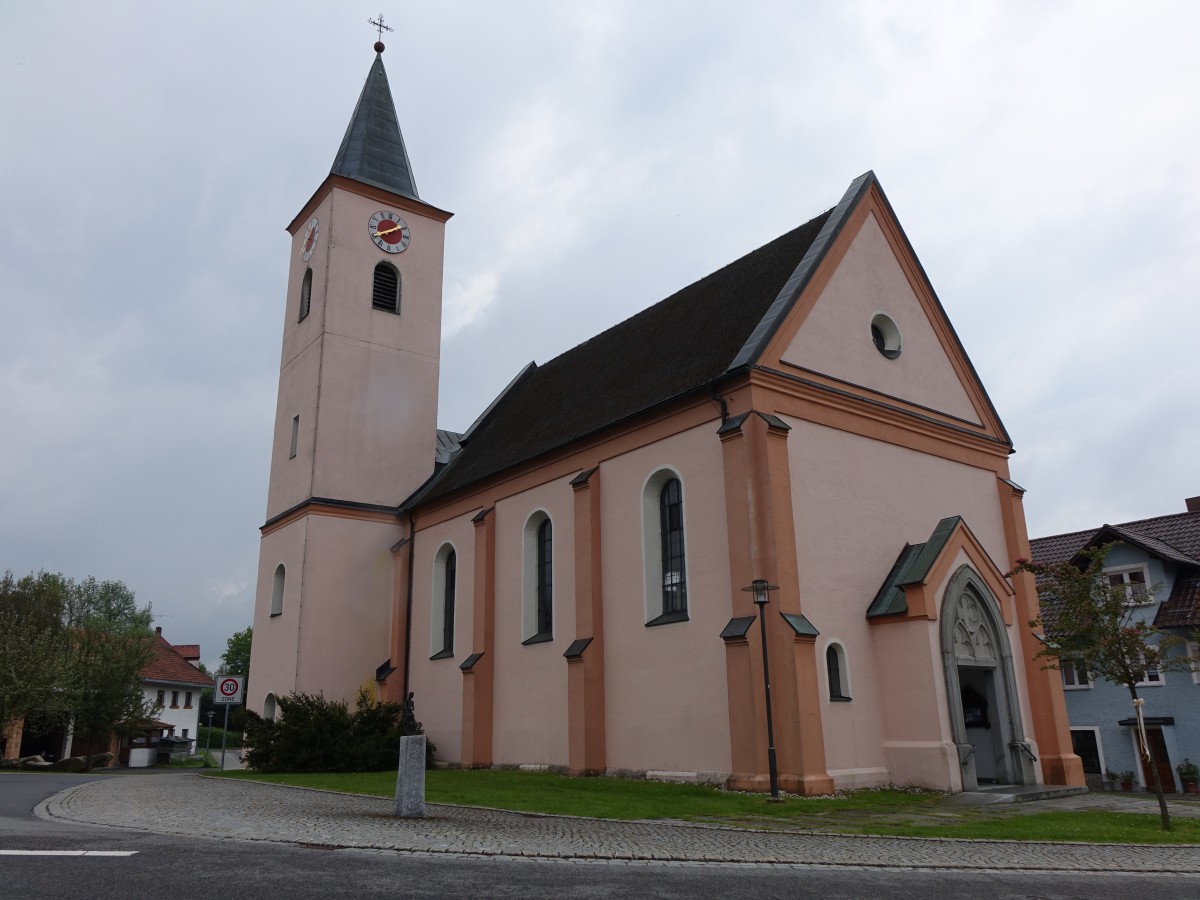 Eppenschlag, St. Katharina Kirche, erbaut 1901 durch Architekt Joseph Elsner (24.05.2015)