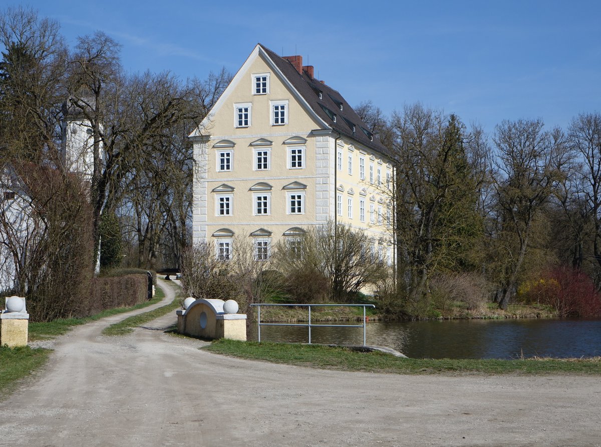 Erching, Ehemaliges Jagd- und Lustschloss der Freisinger Frstbischfe, erbaut 1653 durch Hans Moosbrugger (25.03.2017)