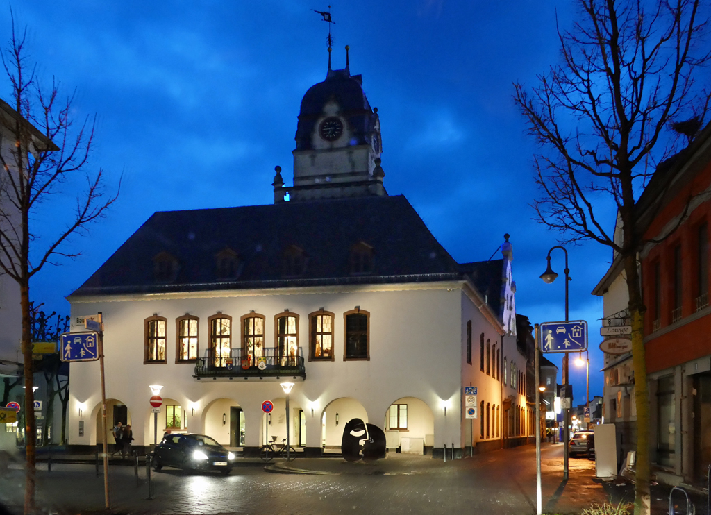 Euskirchen, altes Rathaus nachts - 07.03.2017