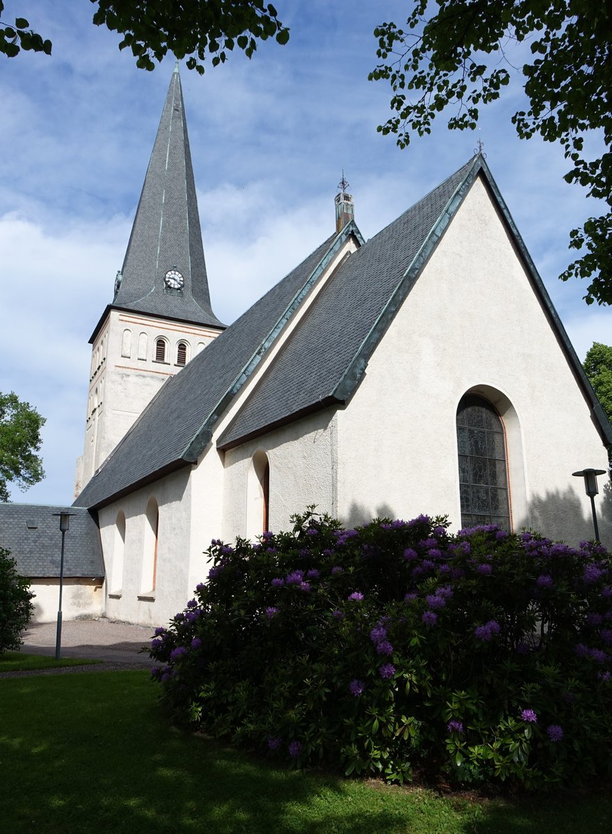 Ev. Kirche von Norberg, erbaut im 13. Jahrhundert (16.06.2016)