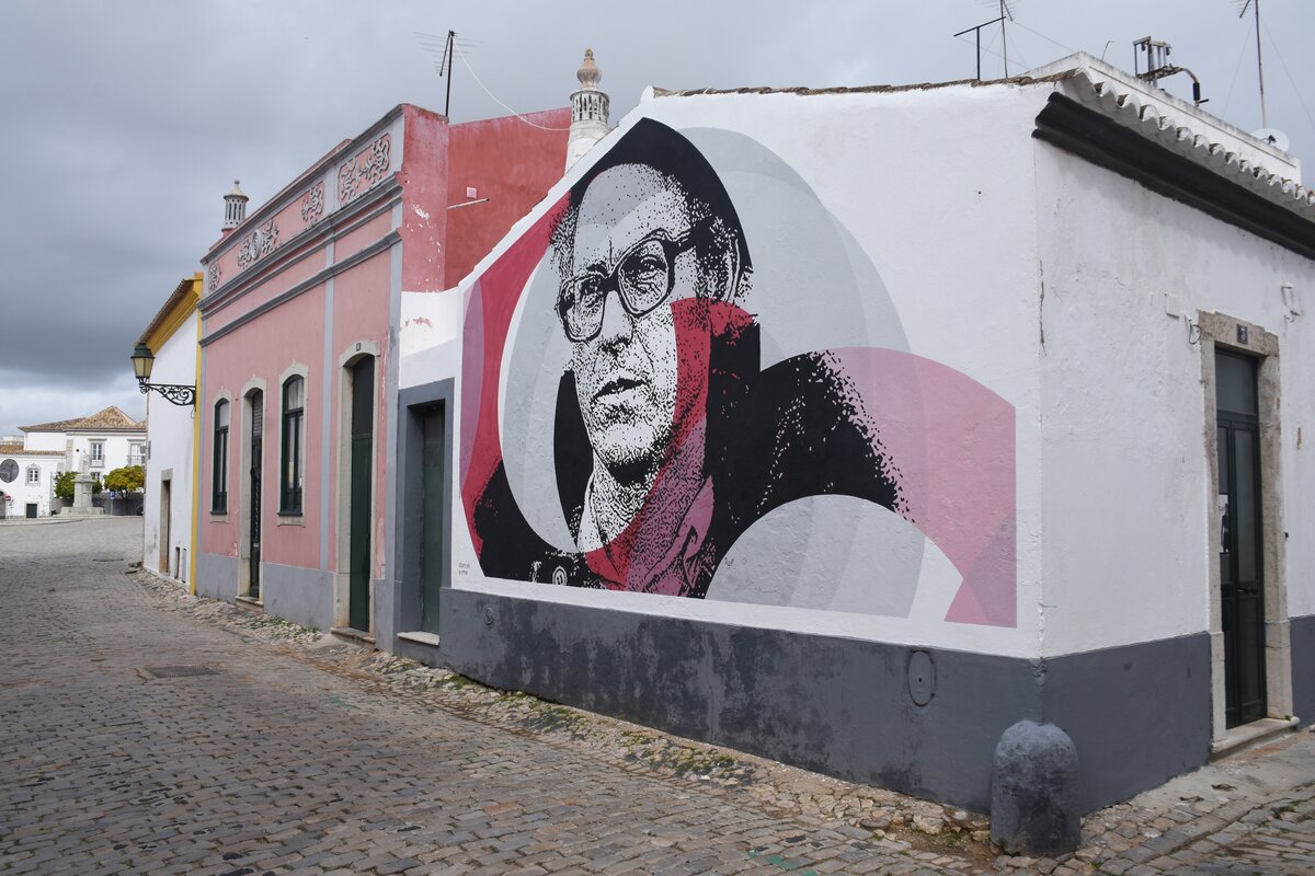 FARO, 12.03.2022, Hausbemalung in der Rua do Trem in der Altstadt