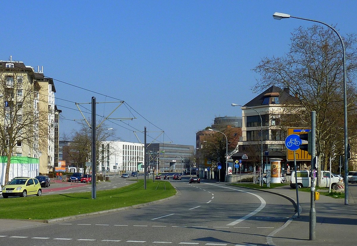 Freiburg, Blick von der Lorettostrae in die Merzhauser Strae Richtung Nord, Mrz 2012