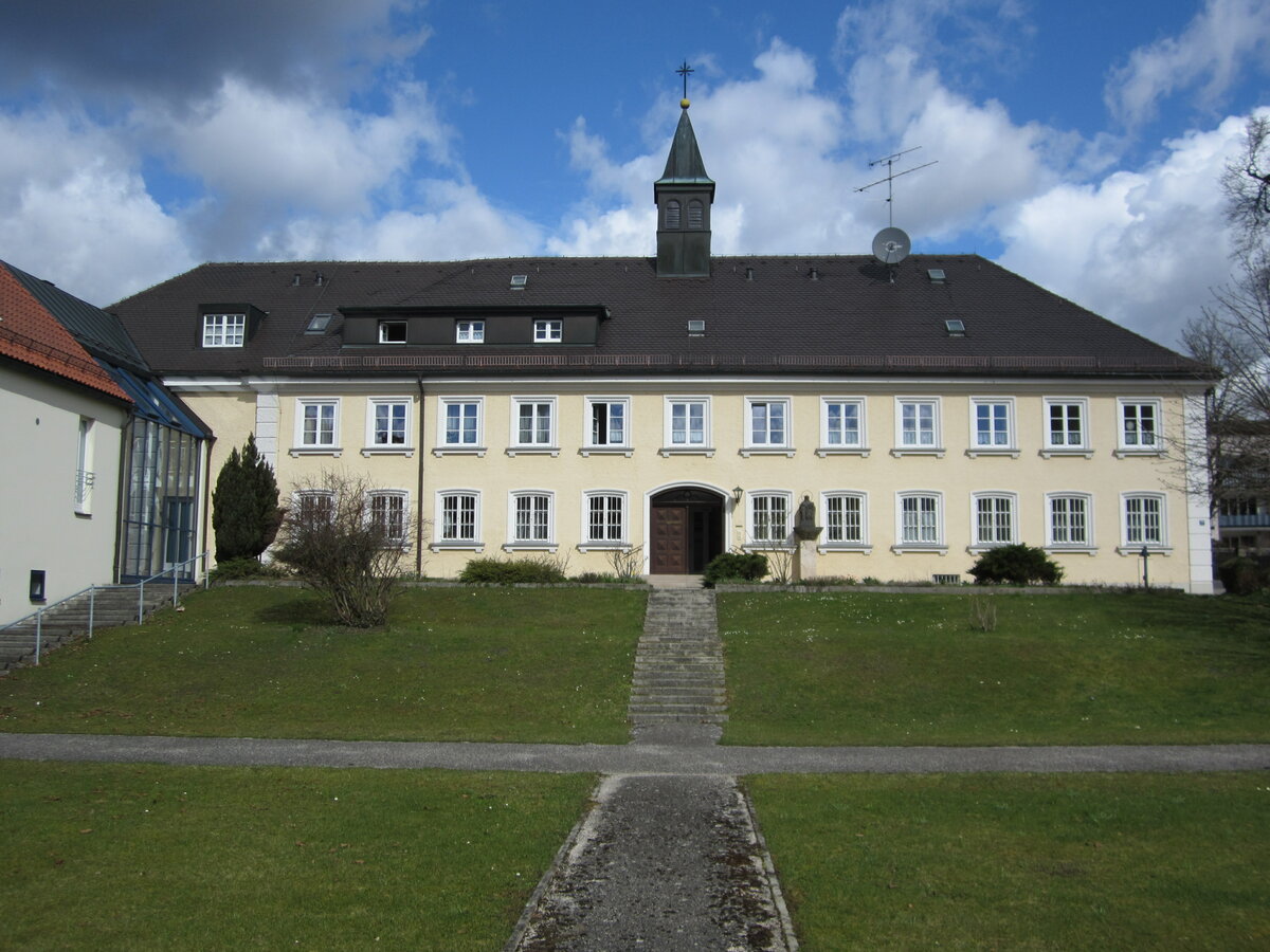Freising, Kloster der Armen Schulschwestern von Unserer Lieben Frau (13.04.2013)