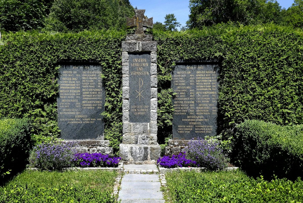 Frhnd-Unterkastel, Denkmal fr die Opfer der beiden Weltkriege, Juli 2020