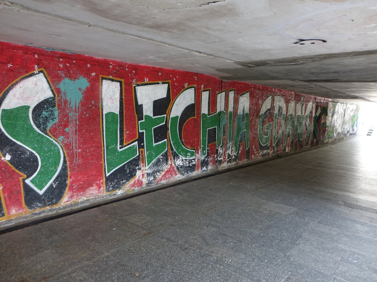 Gdansk / Danzig, Graffiti von Lech Danzig in einer Unterfhrung unter dem Vorstdter Graben (02.08.2021)