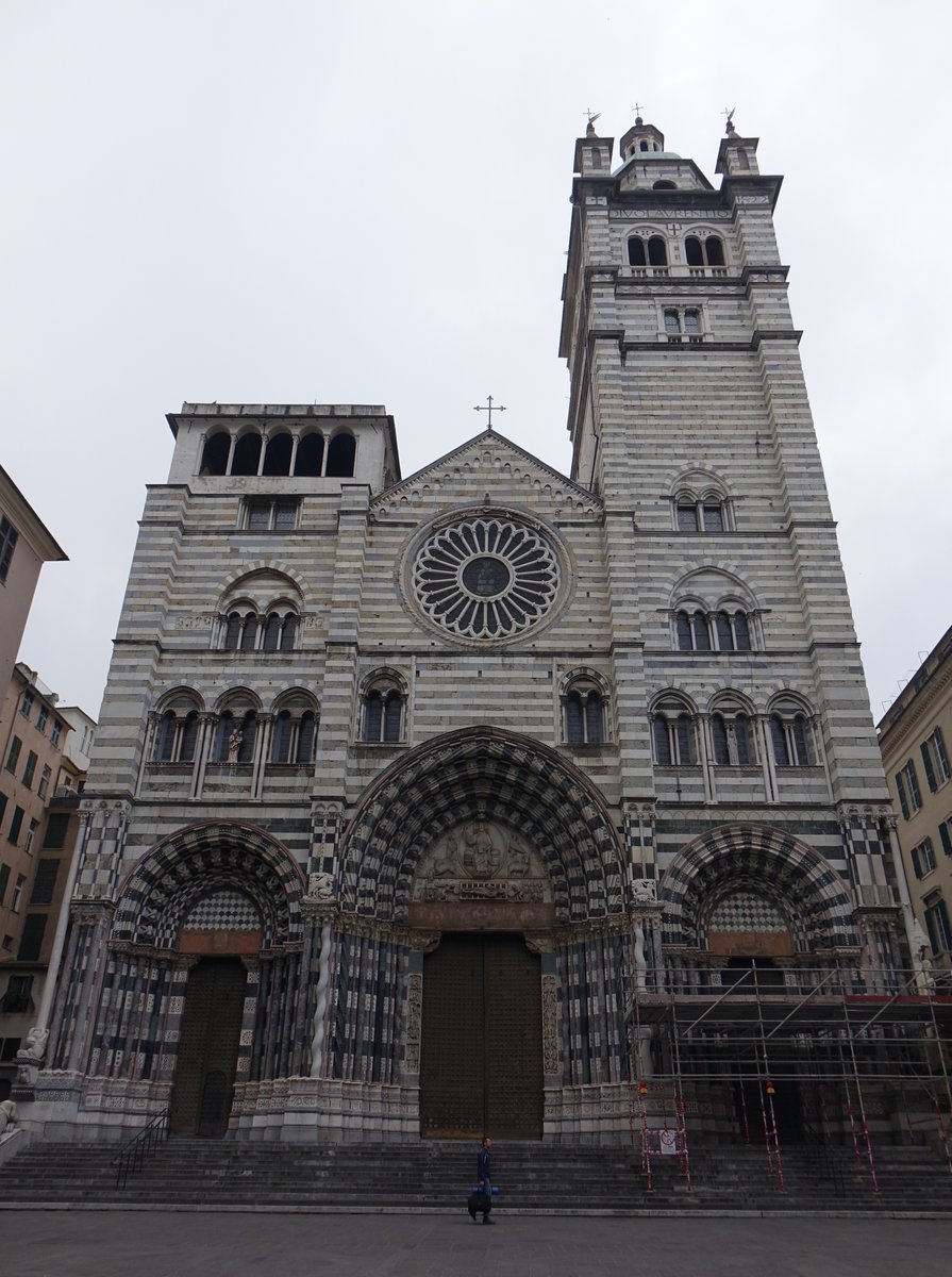 Genua, Kathedrale San Lorenzo, geweiht 1118 von Papst Gelasius II. , Fertigstellung Ende des 15. Jahrhundert (15.06.2019)