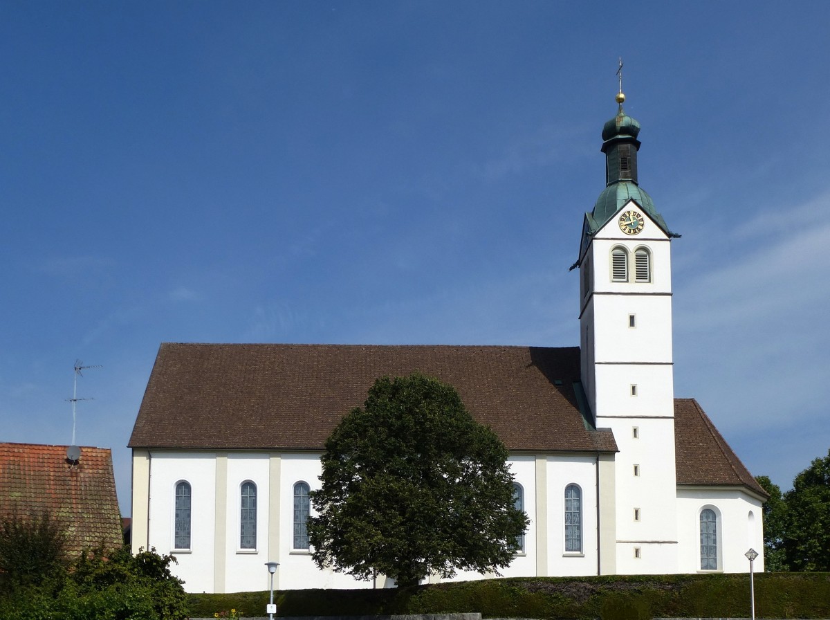 Grwil im Hotzenwald (Sdschwarzwald), die katholische Kirche St.Bartholomus aus dem 16.Jahrhundert, Sept.2015