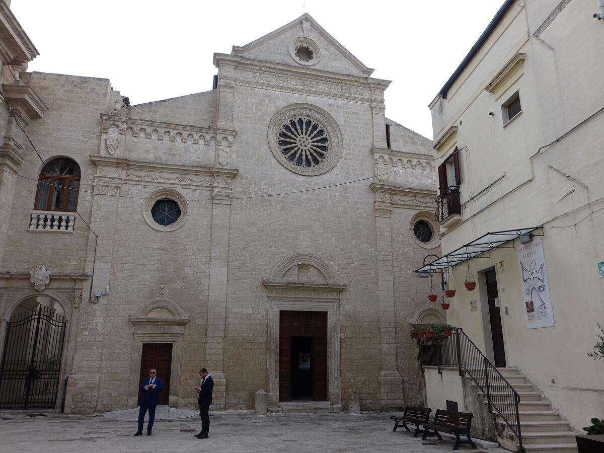 Gravina di Puglia, Pfarrkirche San Francesco, erbaut im 15. Jahrhundert (29.09.2022)
