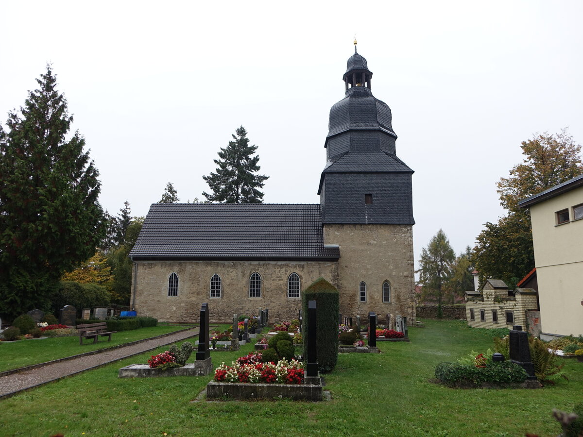 Groromstedt, evangelische St. Michaelis Kirche, Chorturmkirche von 1655 (21.10.2022)