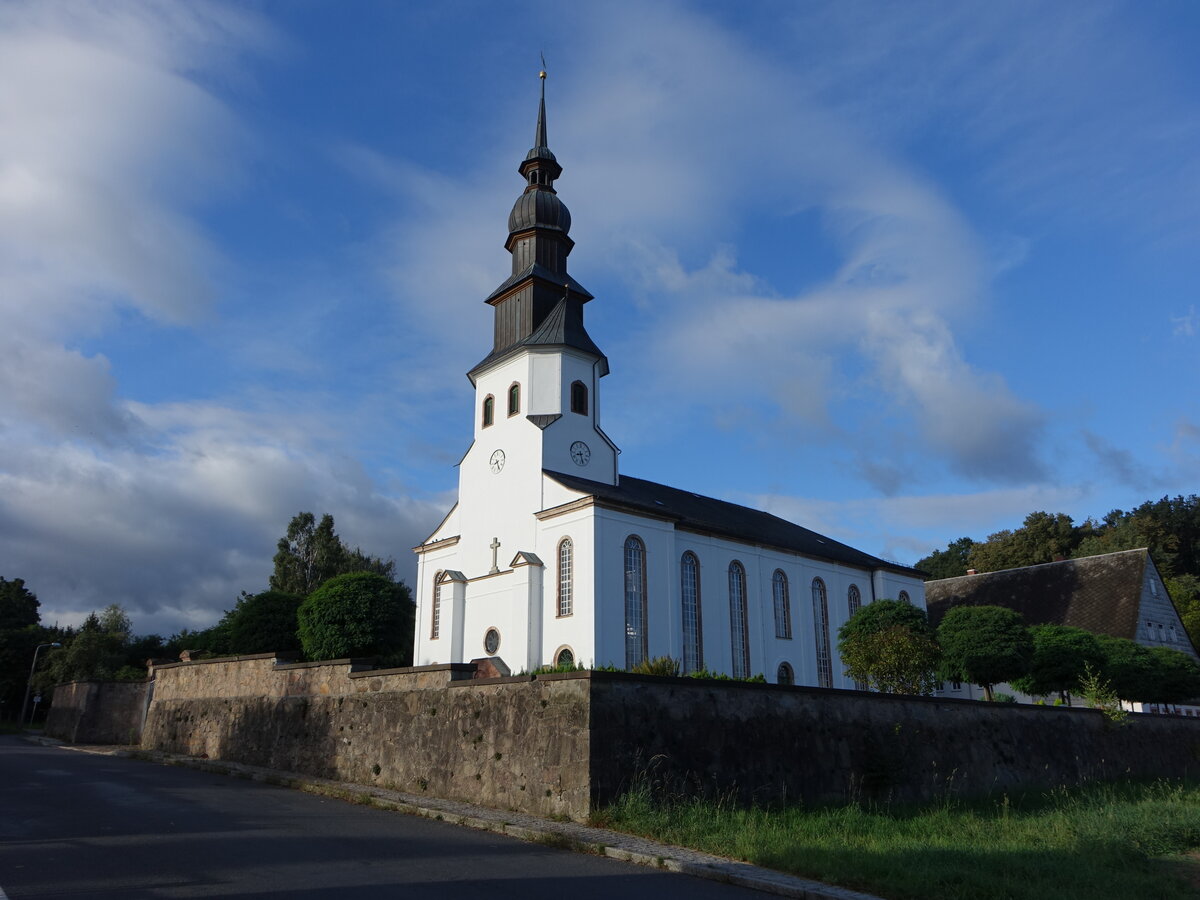 Grnlichtenberg, evangelische St. Nicolai Kirche, erbaut 1864 (19.09.2023)