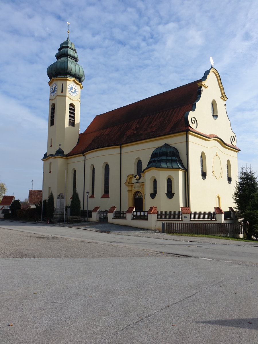 Hailing, neubarocke Filialkirche St. Pauli Bekehrung, erbaut von 1913 bis 1914 durch Heinrich Hauberrisser (13.11.2016)