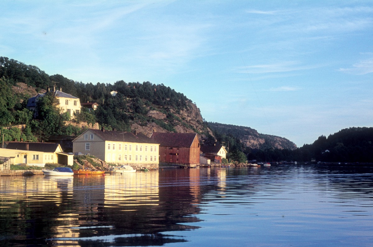 Halden am 12. August 1973: Der Fjord (Idefjord), an dem die Stadt Halden liegt.
