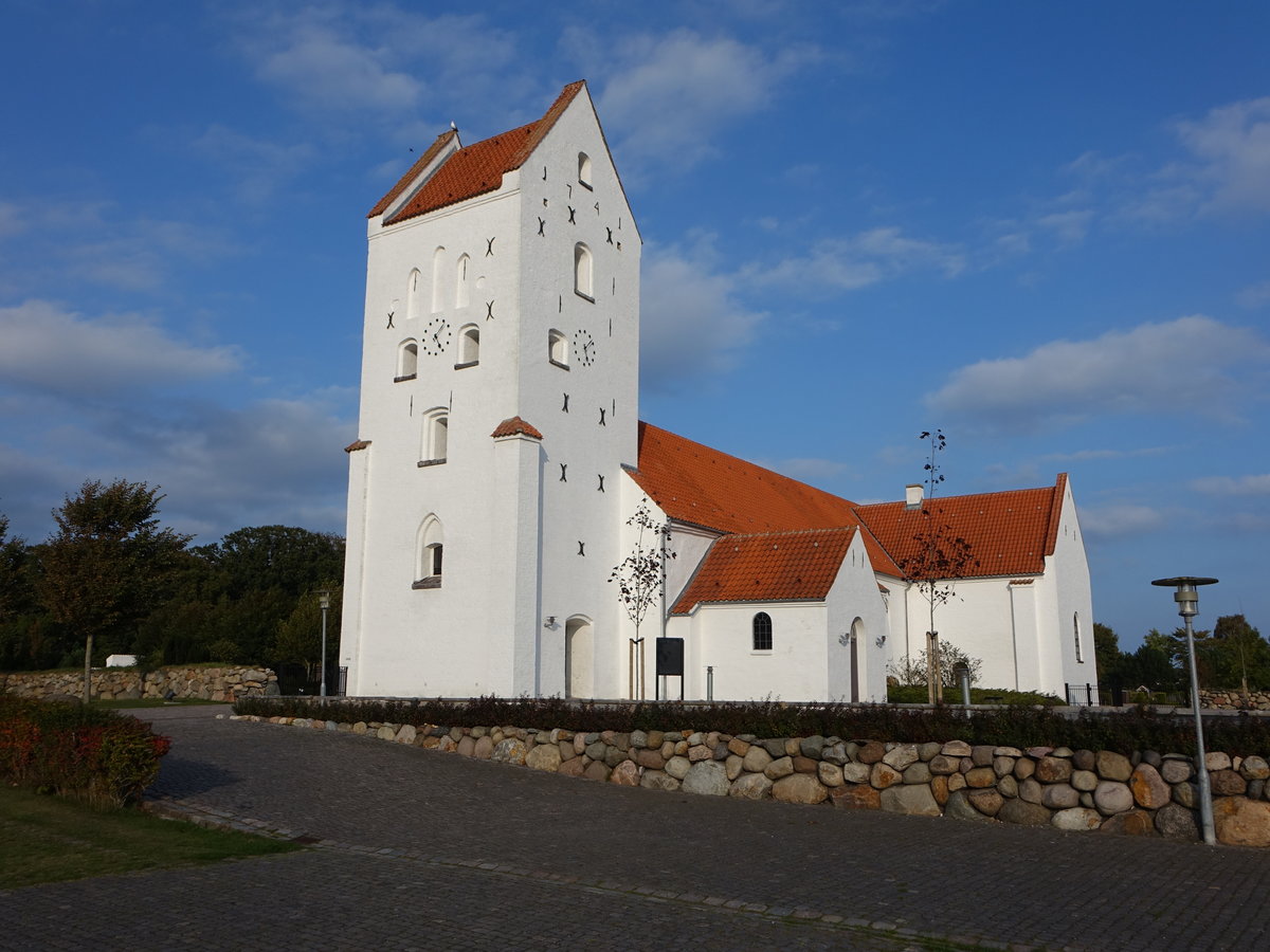 Hals, evangelische Backsteinkirche, erbaut im 12. Jahrhundert, erweitert im 15. Jahrhundert (22.09.2020)