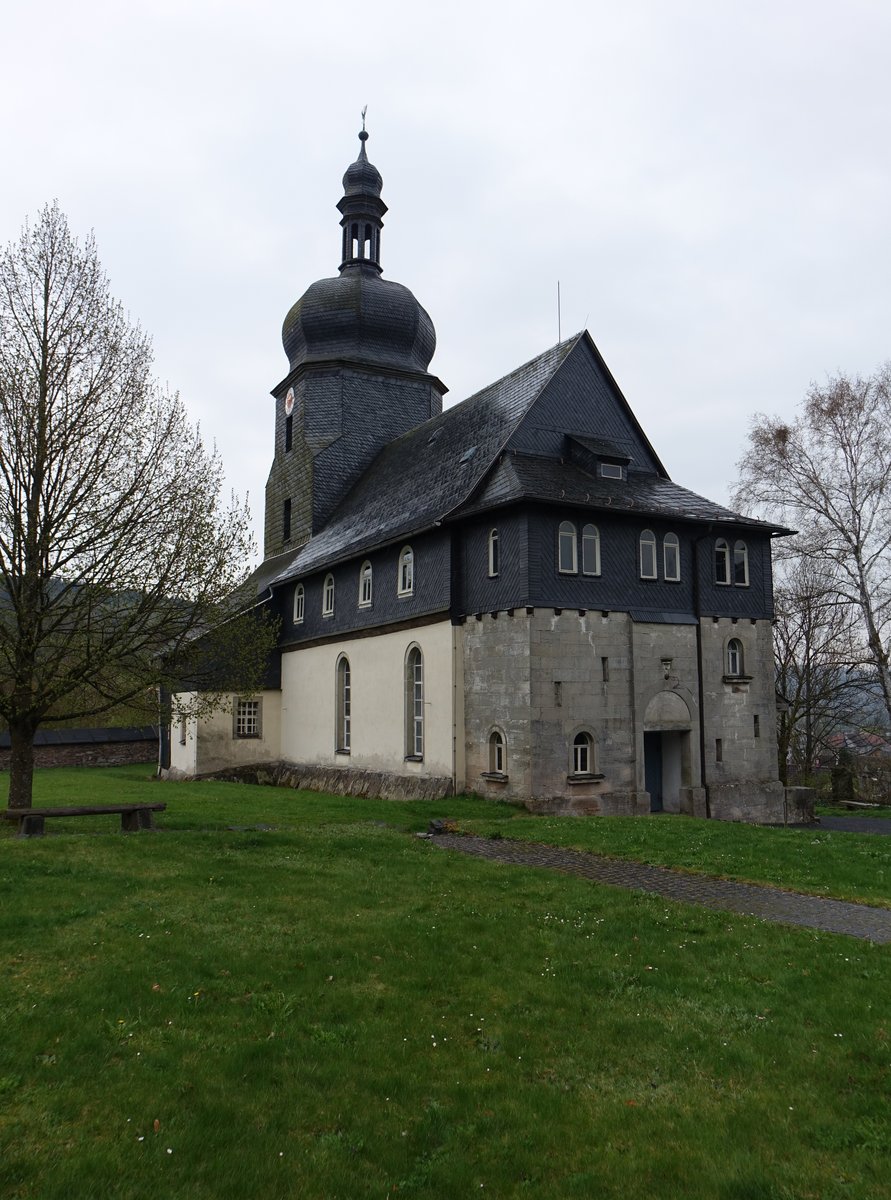 Heinersdorf, Ev. St. Marien Kirche, sptgotische Chorturmkirche, erbaut 1493, neues Langhaus erbaut von 1626 bis 1630 (15.04.2017)