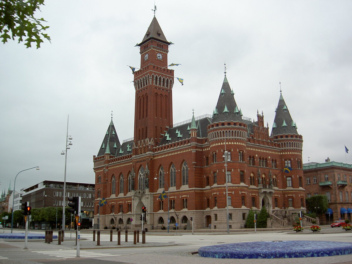 Helsingborg, Rathaus am Radhustorget, erbaut 1857 (22.06.2013)