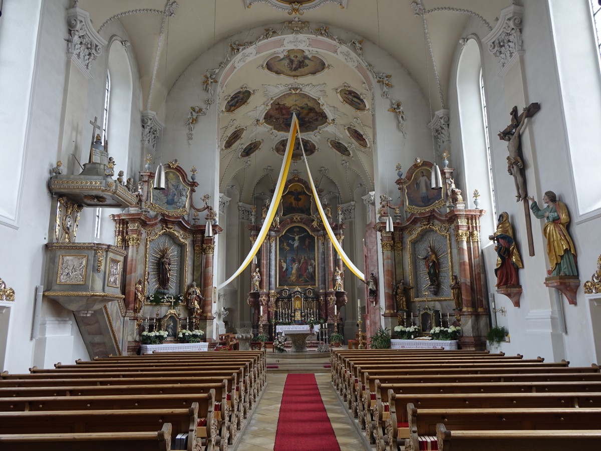 Hengersberg, Kath. Pfarrkirche St. Michael auf dem Rohrberg, sptgotischer Saalbau mit eingezogenem Chor und Westturm, neubarocke Ausstattung von 1906 (25.05.2015)