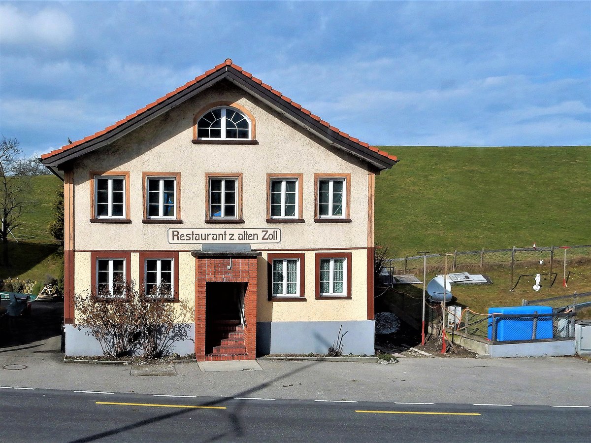 Herisau, ehemaliges Restaurant “Zum alten Zoll”. St. Gallerstrasse 77, Kanton Appenzell Ausserrhoden - 22.02.2017