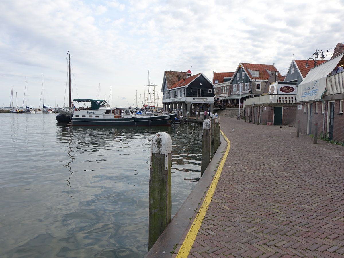 Im alten Hafen von Volendam (26.08.2016)