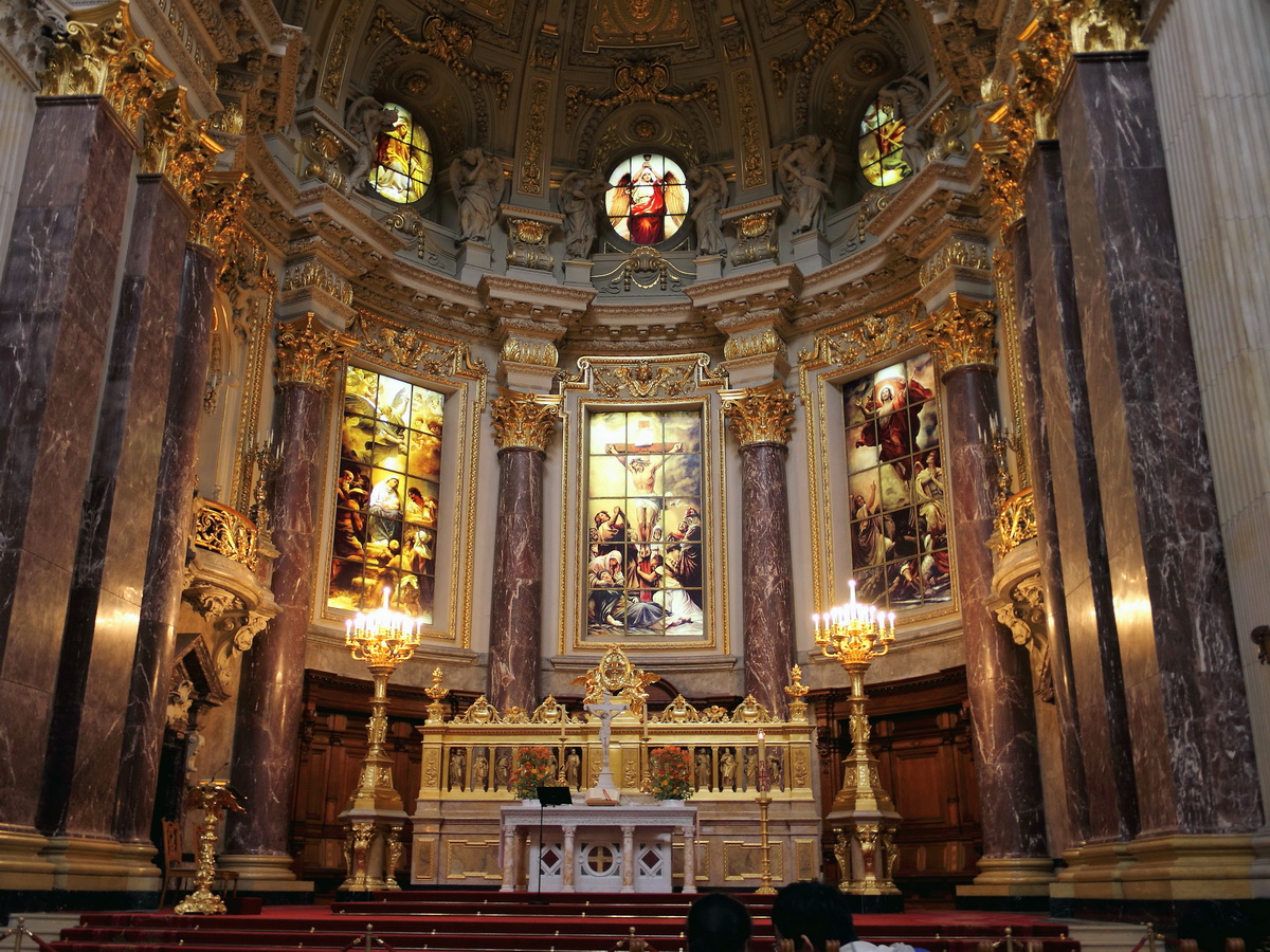 Im Berliner Dom am 06. Oktober 2016, Blick auf den Altar