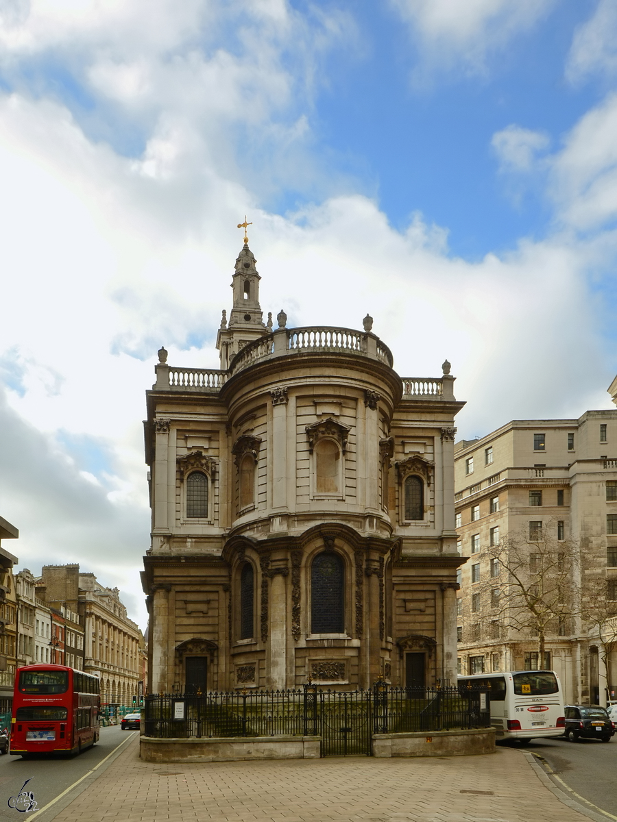 Im Londoner Stadtteil Temple befindet sich die von 1714 bis 1723 im barocken Stil erbaute Gemeindekirche St Mary le Strand. (Februar 2015)