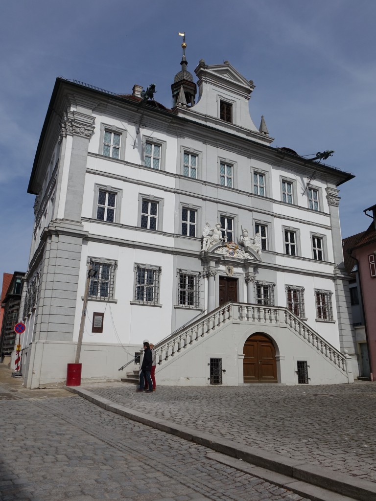 Iphofen, Rathaus am Marktplatz, erbaut von 1716 bis 1718 durch Joseph Greising (08.03.2015)