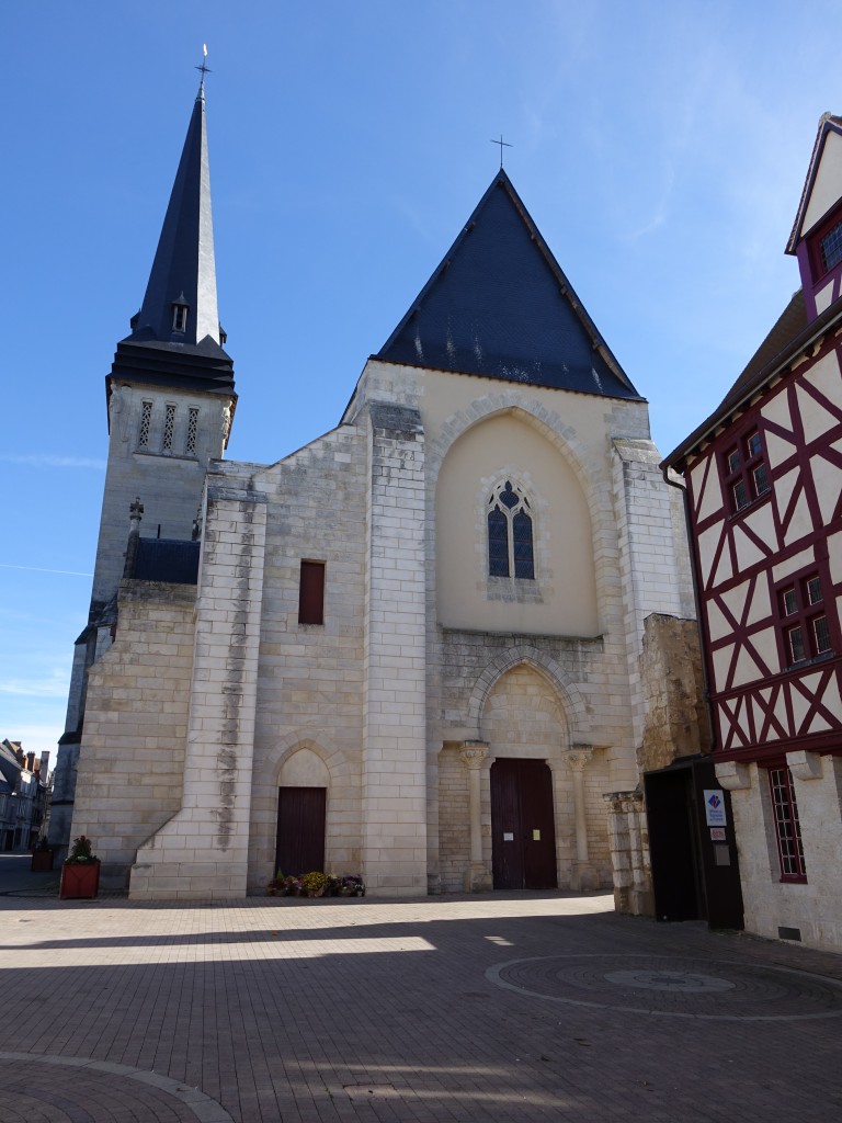 Issoudun, Saint-Cyr Kirche, erbaut im 15. Jahrhundert (30.10.2015)