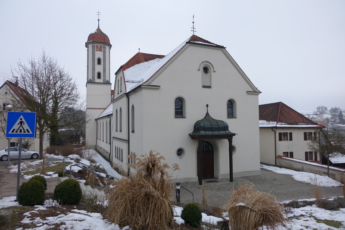 Jagstzell, Kath. St. Vitus Kirche, erbaut 1498 im sptgotischen Stil, 1747 barockisiert (15.02.2015)