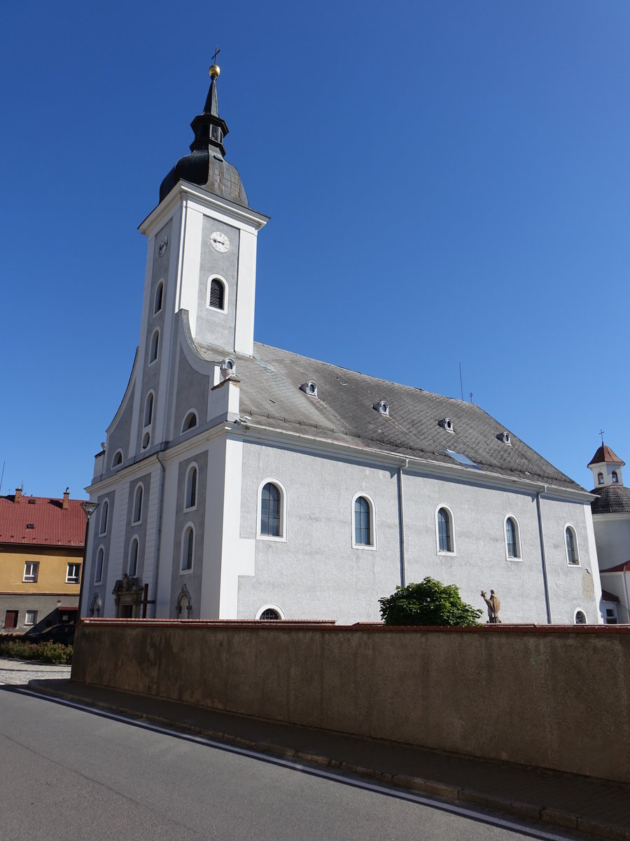 Javornik / Jauernigg, Pfarrkirche Hl. Dreifaltigkeit, erbaut von 1715 bis 1725 durch Michael Klein (01.07.2020)