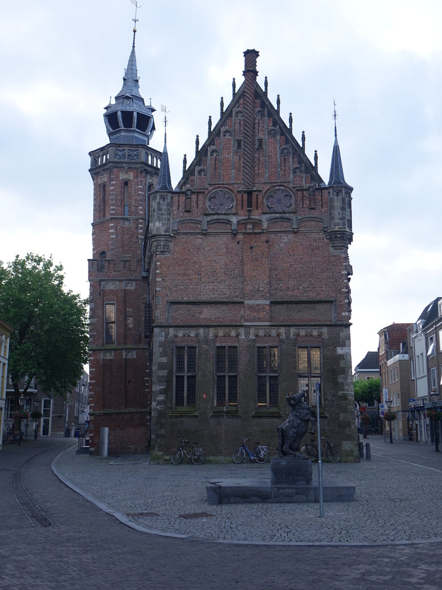 Kampen, altes Rathaus, sptgotisches Gebude erbaut Ende des 14. Jahrhundert (24.07.2017)