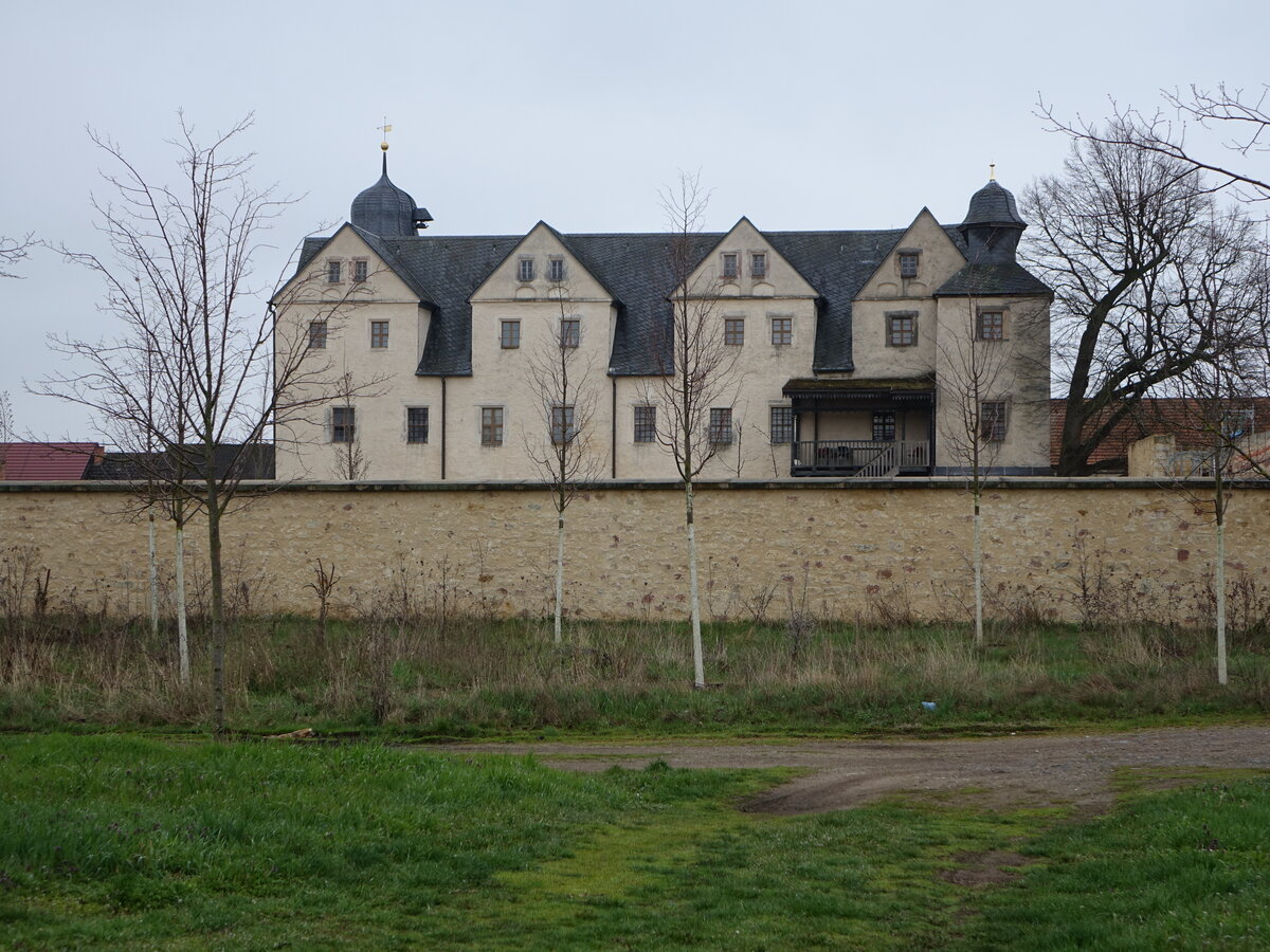 Kannawurf, Renaissanceschloss, erbaut ab 1564 durch Georg II. Vitzthum von Eckstedt (08.04.2023)
