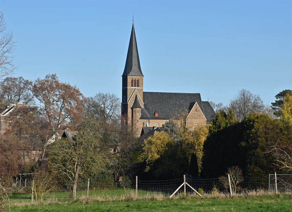 Kath. St. Johannes der Tufer in Erftstadt-Niederberg - 13.12.2023