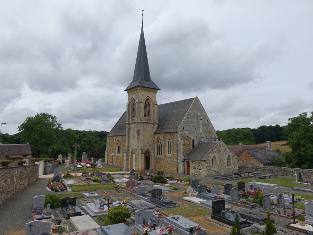 Kirche in Les Moutiers en Cinglais (12.07.2015)