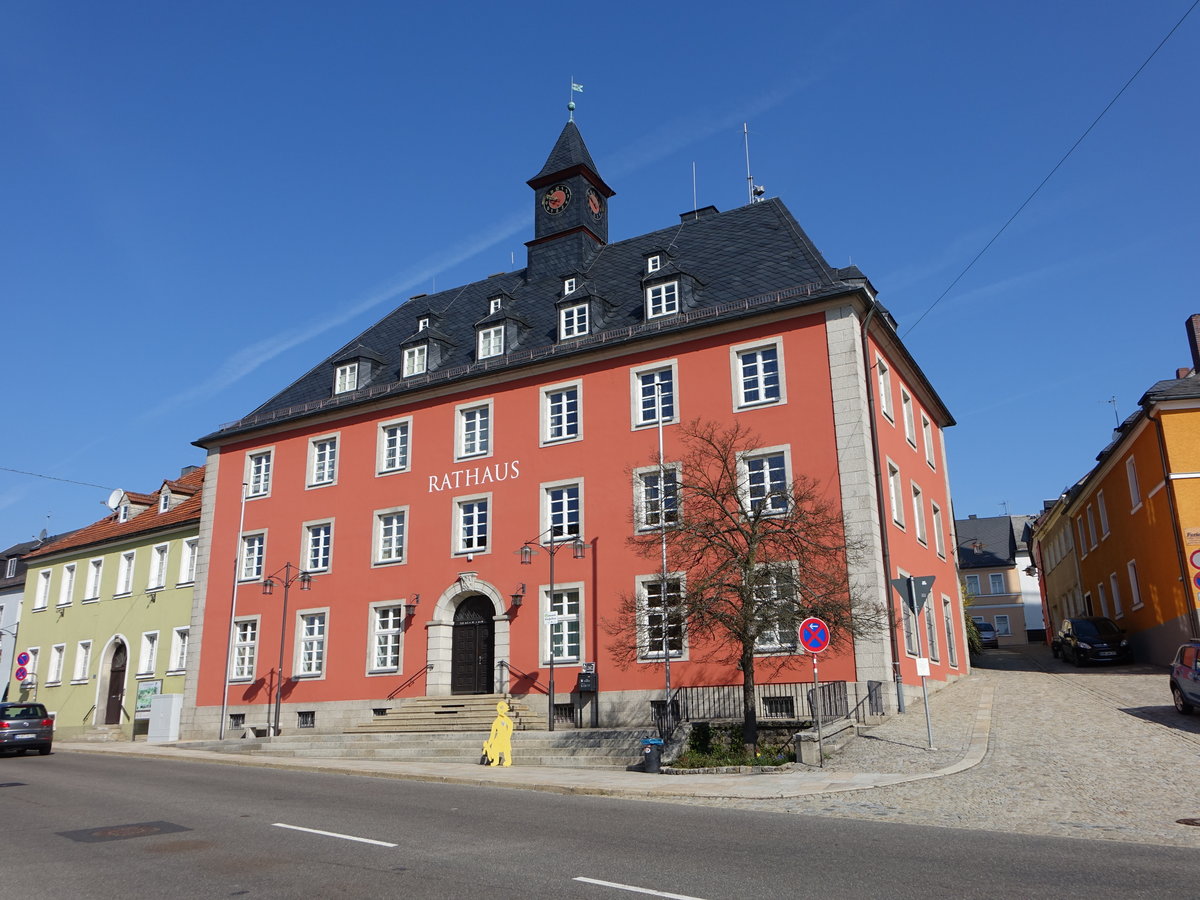 Kirchenlamitz, Rathaus am Marktplatz, erbaut 1950 (21.04.2018)