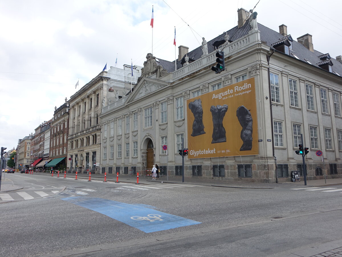 Kopenhagen, franzsische Botschaft und europische Umweltagentur am Nytorv Platz (23.07.2021)