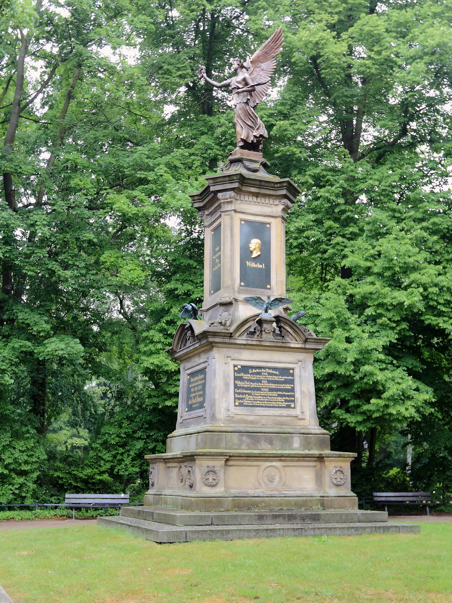 Kriegerdenkmal in Bernau bei Berlin von 1890 am 01. Juni 2016.