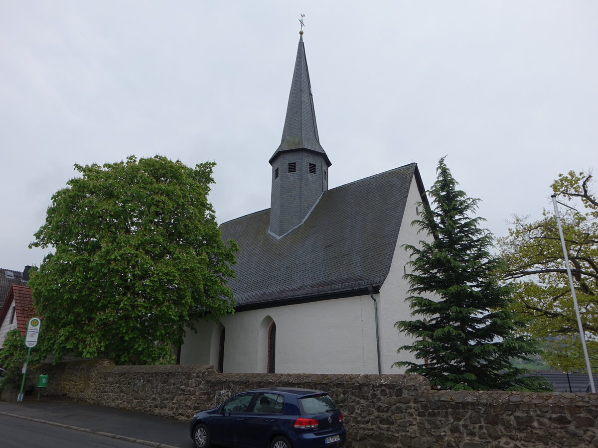 Krofdorf-Gleiberg, evangelische St. Margarethen Kirche, erbaut 1513 (30.04.2022)