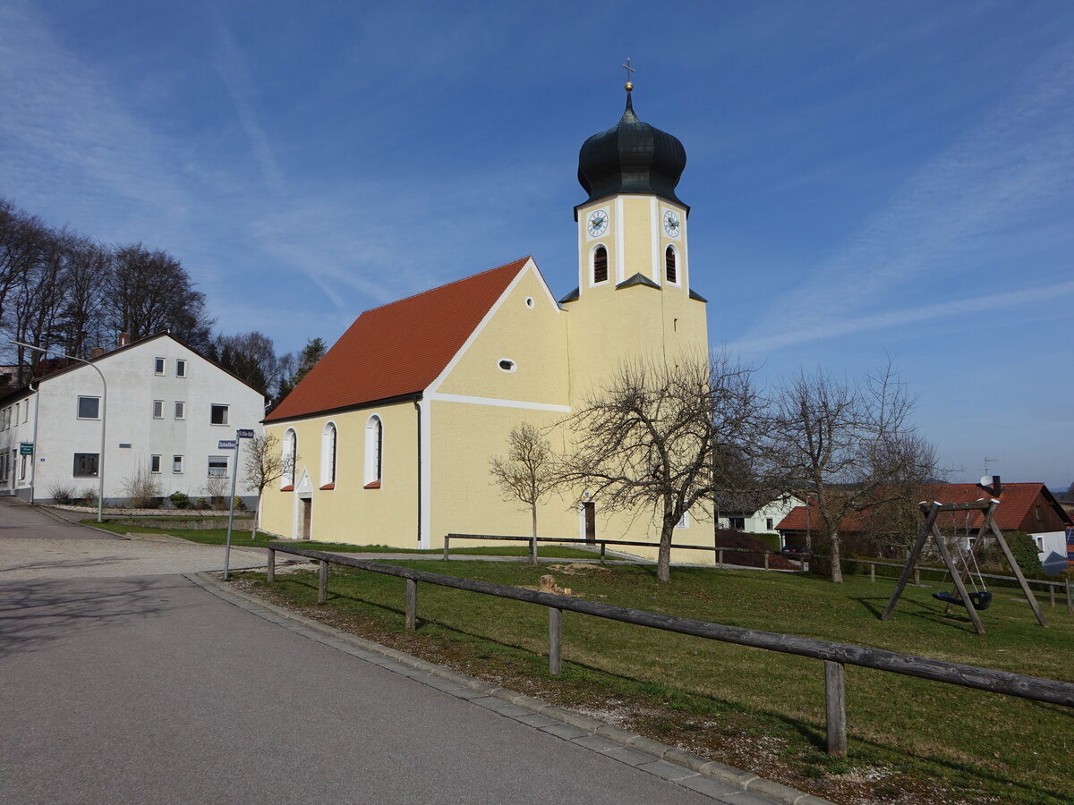 Laufenthal, Pfarrkirche St. Ottilia, Saalkirche aus dem 17. Jahrhundert (26.03.2017)