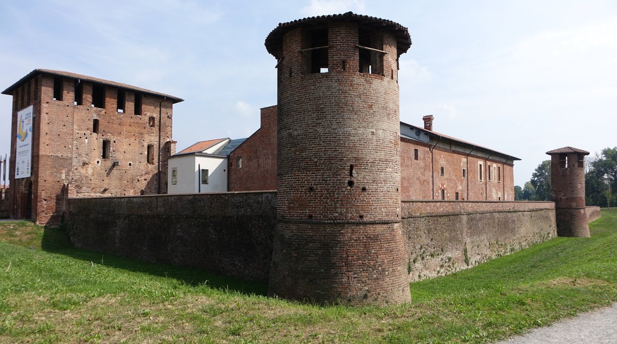 Legnano, Castello Visconteo, Burg mit Anfngen im 13. Jahrhundert (22.09.2018)